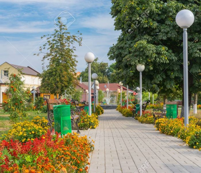 Kotelva, Poltavskaya oblast, Ukraine - SEPTEMBER 05, 2015: Beautiful place for recreation in central square of the town waiting for visitors